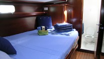 Bleu Turquoise - Forward Guest Cabin